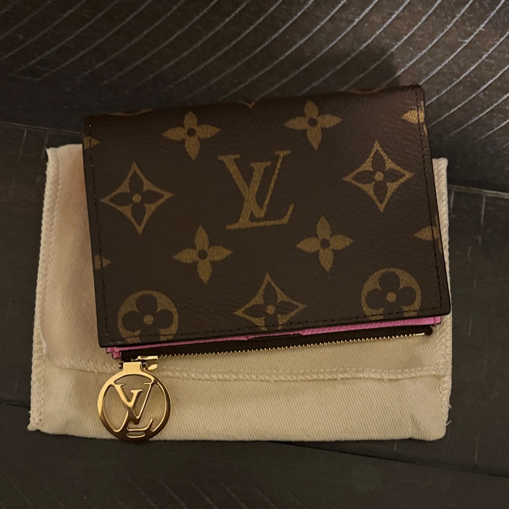 Louis Vuitton Monogram Lisa Wallet